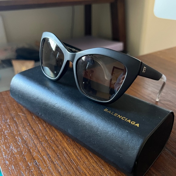 Balenciaga BA004702B Matte Black Frame Sunglasses main image 4